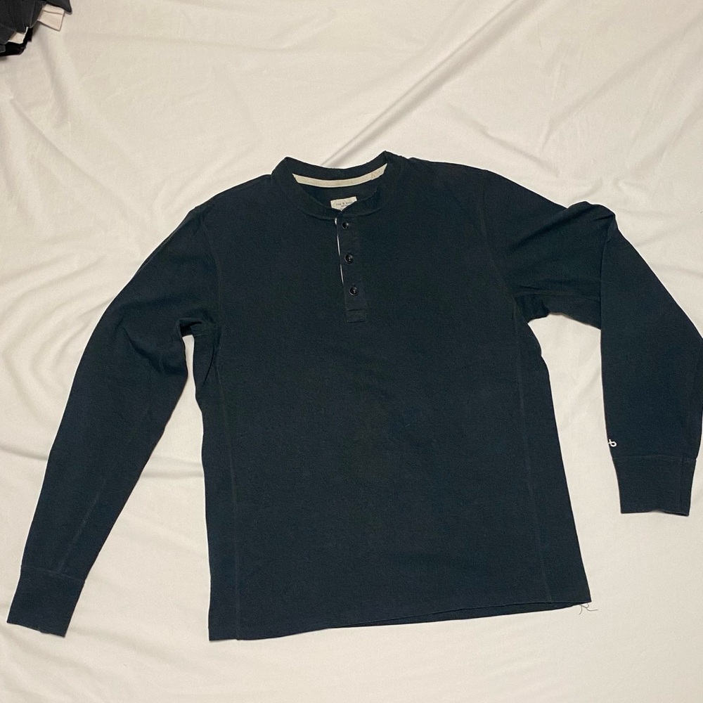 Rag and bone Henley in size Large lot